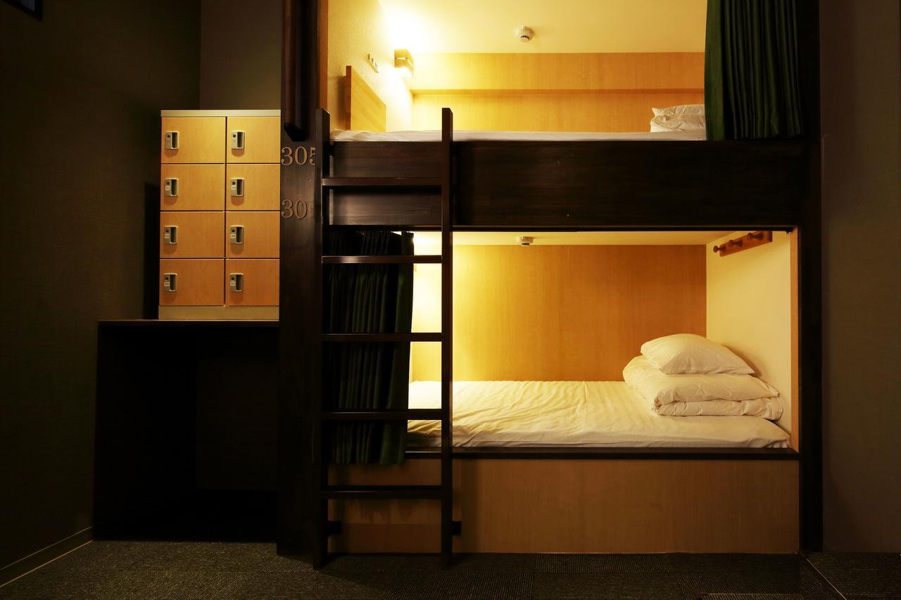 Iloha Hostel Namba Shinsaibashi Осака Екстериор снимка