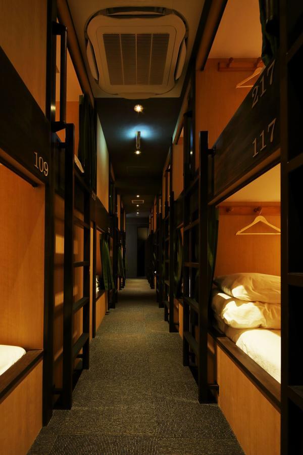 Iloha Hostel Namba Shinsaibashi Осака Екстериор снимка