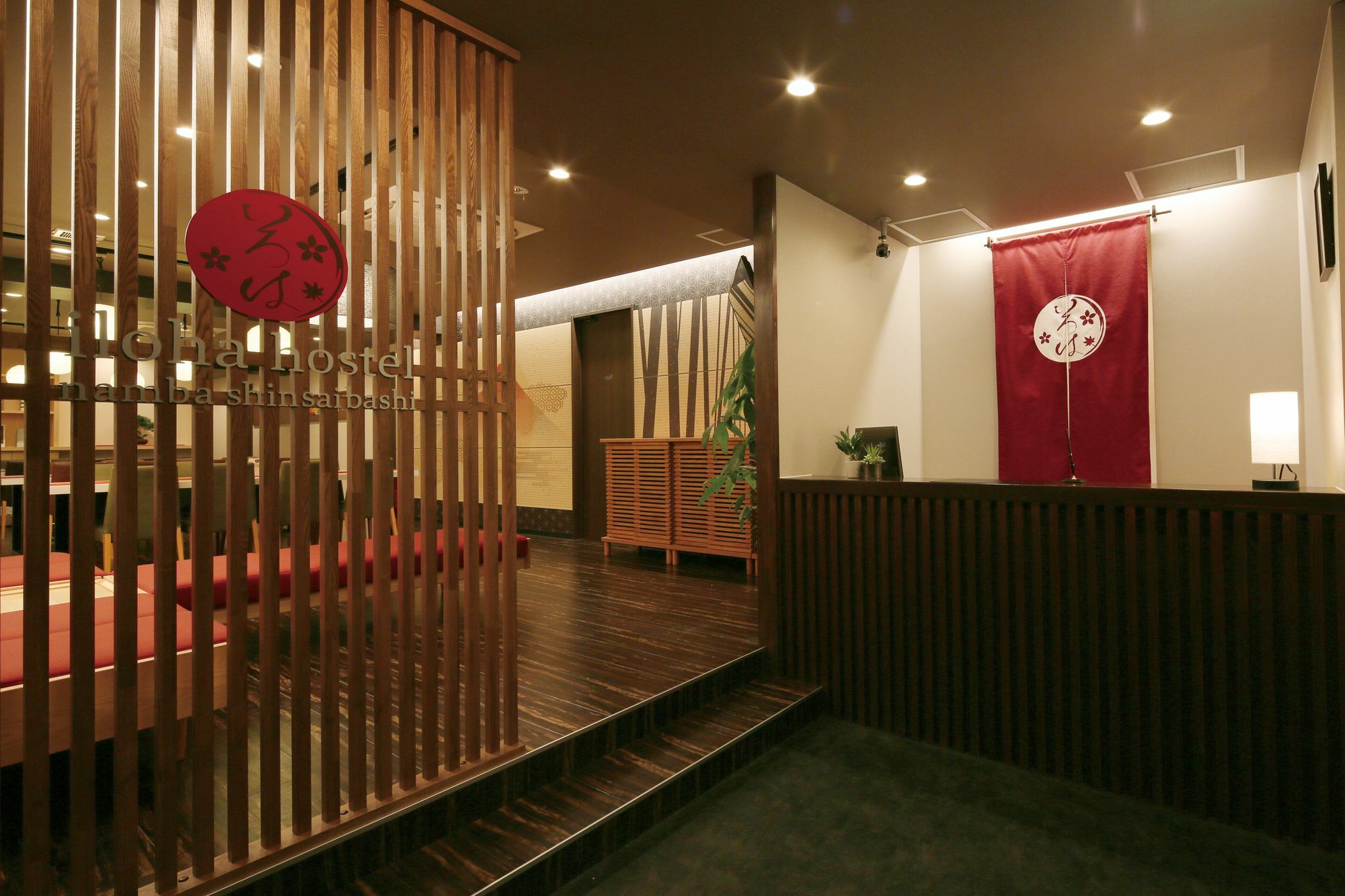 Iloha Hostel Namba Shinsaibashi Осака Екстериор снимка